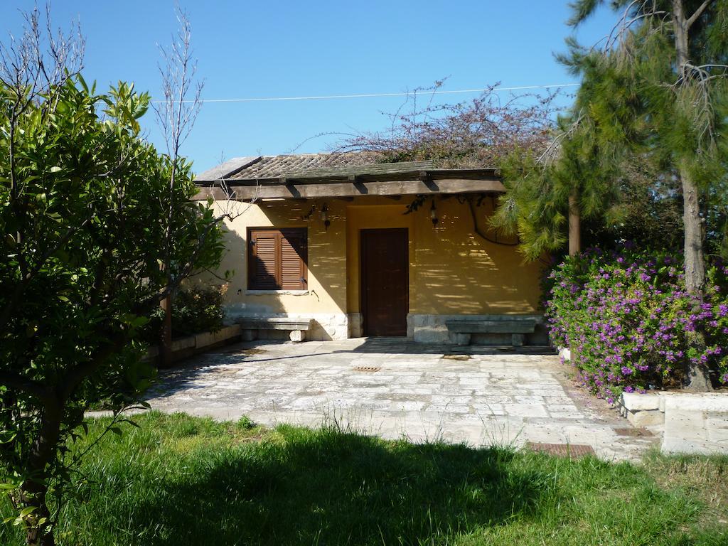 Villa Carcano Trani Værelse billede